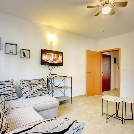 Apartment Mores เมดูลิน ภายนอก รูปภาพ