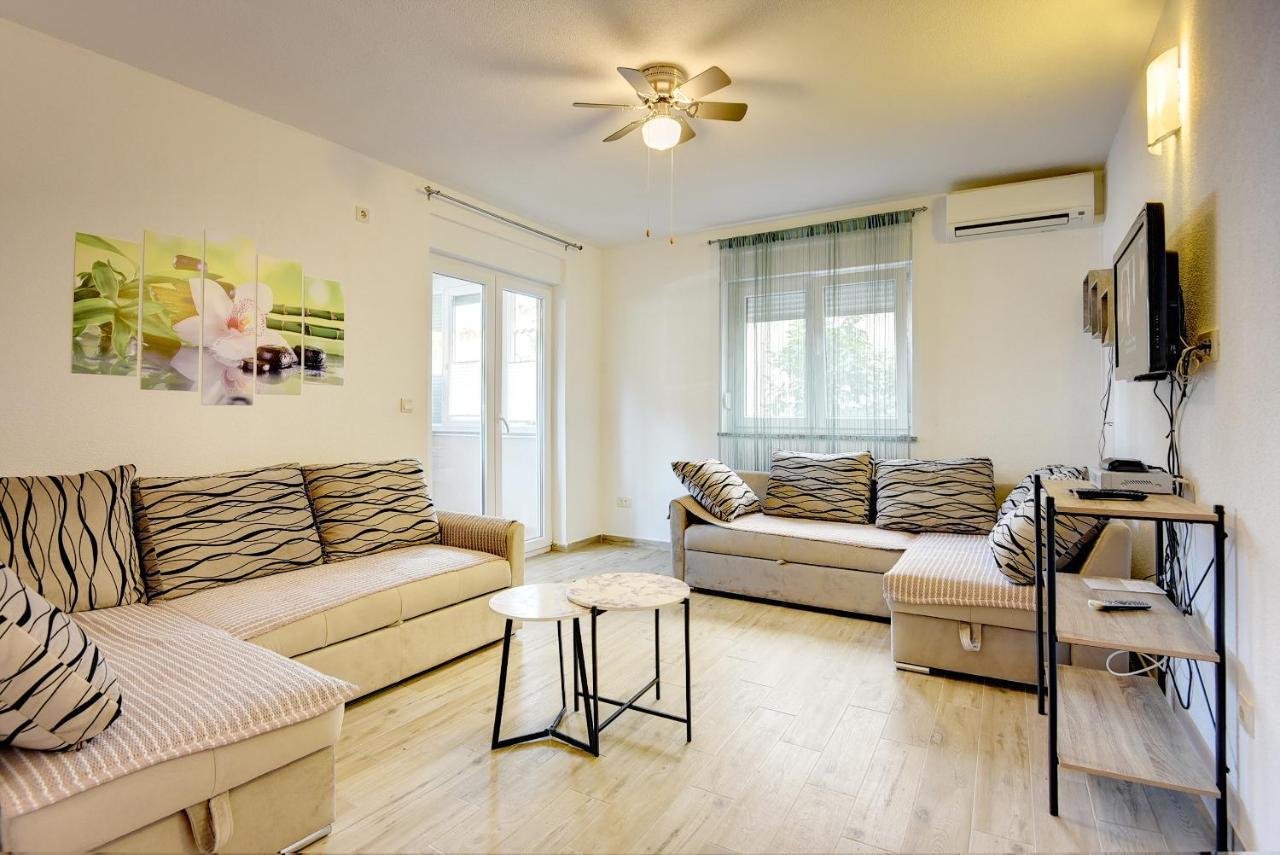 Apartment Mores เมดูลิน ภายนอก รูปภาพ