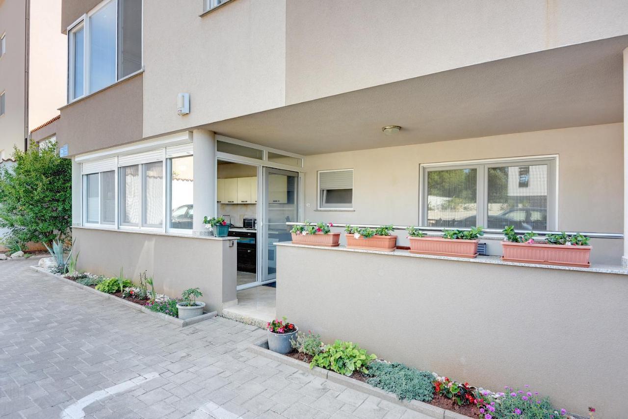 Apartment Mores เมดูลิน ภายนอก รูปภาพ