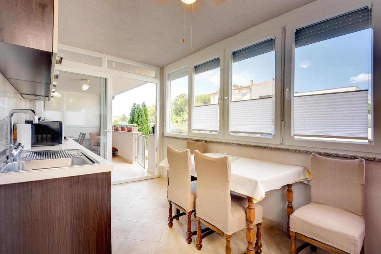 Apartment Mores เมดูลิน ภายนอก รูปภาพ