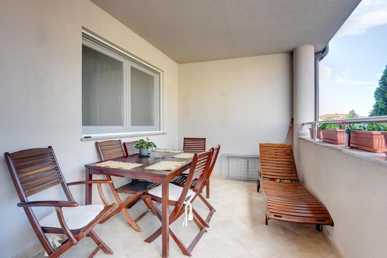 Apartment Mores เมดูลิน ภายนอก รูปภาพ